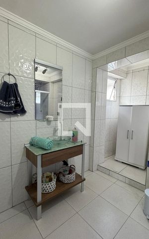 Casa à venda com 140m², 3 quartos e 2 vagasBanheiro da Suíte 1