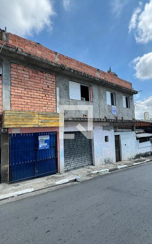 Casa à venda com 140m², 3 quartos e 2 vagasFachada