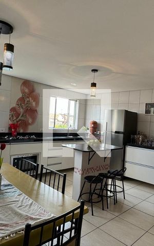 Casa à venda com 140m², 3 quartos e 2 vagasCozinha