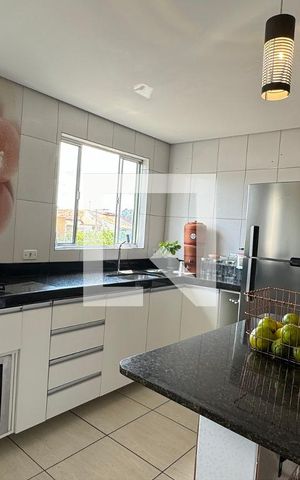 Casa à venda com 140m², 3 quartos e 2 vagasCozinha
