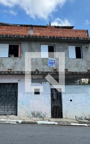 Casa à venda com 140m², 3 quartos e 2 vagasFachada