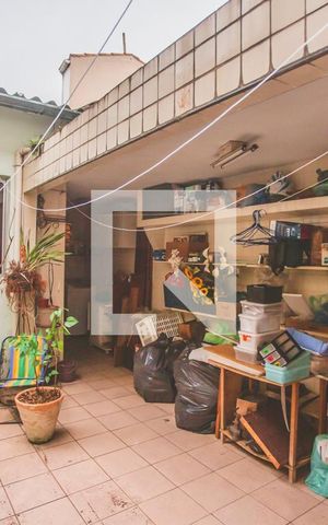 Casa à venda com 180m², 2 quartos e 1 vaga Casa à venda com 180m², 2 quartos e 1 vagaQuintal
