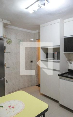 Casa à venda com 230m², 3 quartos e 2 vagas Casa à venda com 230m², 3 quartos e 2 vagasCozinha