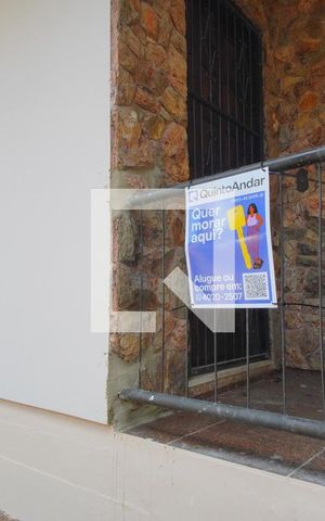 Casa à venda com 250m², 3 quartos e 4 vagasPlaquinha