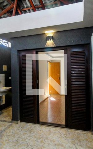 Casa à venda com 130m², 3 quartos e 2 vagas Casa à venda com 130m², 3 quartos e 2 vagasChurrasqueira