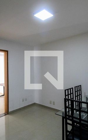 Casa à venda com 130m², 3 quartos e 2 vagas Casa à venda com 130m², 3 quartos e 2 vagasSala