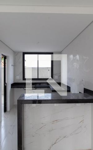 Apartamento à venda com 190m², 3 quartos e 4 vagas Apartamento à venda com 190m², 3 quartos e 4 vagasCozinha