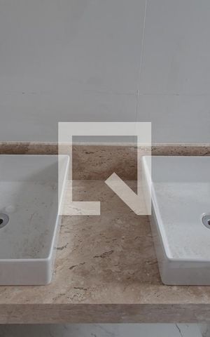 Apartamento à venda com 90m², 3 quartos e 2 vagas Apartamento à venda com 90m², 3 quartos e 2 vagasBanheiro da Suíte