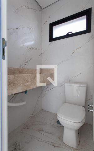 Apartamento à venda com 180m², 3 quartos e 4 vagas Apartamento à venda com 180m², 3 quartos e 4 vagasLavabo 2