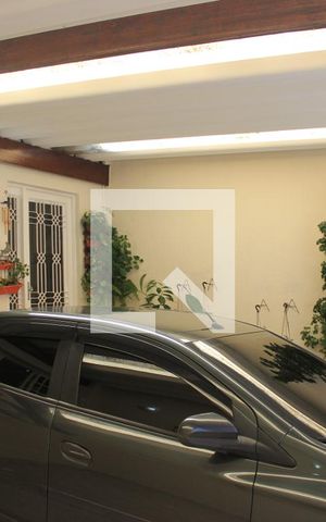 Casa à venda com 200m², 2 quartos e 2 vagasGaragem