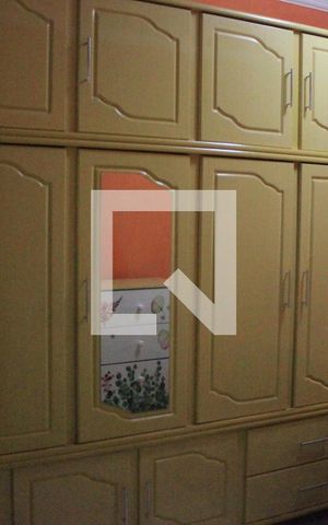 Casa à venda com 200m², 2 quartos e 2 vagasQuarto 1