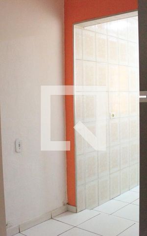 Casa à venda com 200m², 2 quartos e 2 vagasDespensa