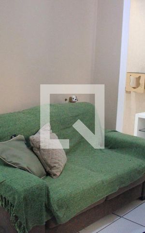 Casa à venda com 200m², 2 quartos e 2 vagasSala