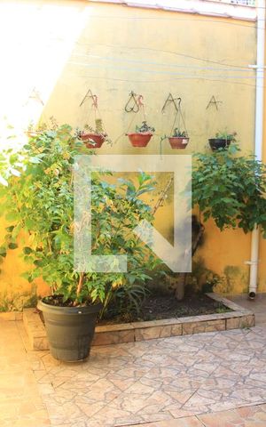 Casa à venda com 200m², 2 quartos e 2 vagasQuintal/Gardem