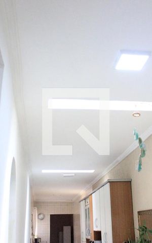 Casa à venda com 200m², 2 quartos e 2 vagasCozinha