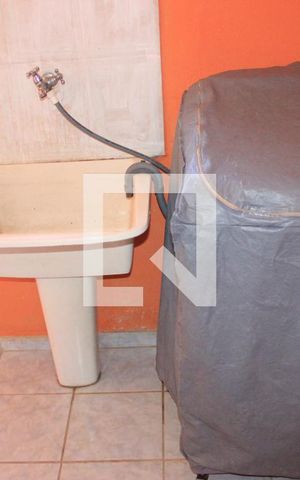 Casa à venda com 200m², 2 quartos e 2 vagasLavanderia