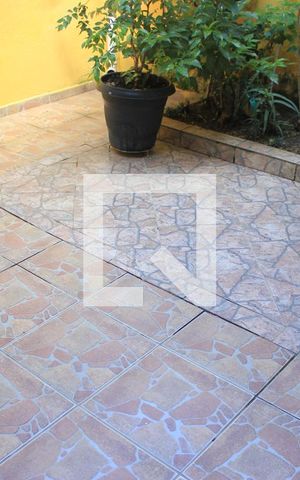Casa à venda com 200m², 2 quartos e 2 vagasQuintal/Gardem