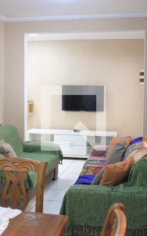 Casa à venda com 200m², 2 quartos e 2 vagasSala