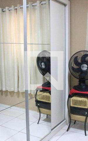 Casa à venda com 200m², 2 quartos e 2 vagasQuarto 2