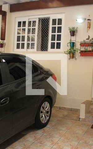 Casa à venda com 200m², 2 quartos e 2 vagasGaragem