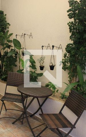 Casa à venda com 200m², 2 quartos e 2 vagasGaragem