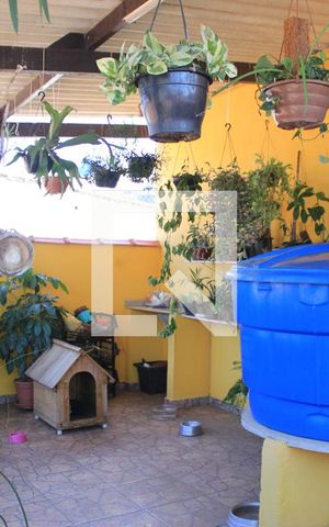 Casa à venda com 200m², 2 quartos e 2 vagasTerraço gardem