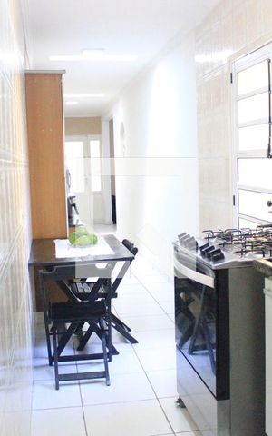 Casa à venda com 200m², 2 quartos e 2 vagasCozinha