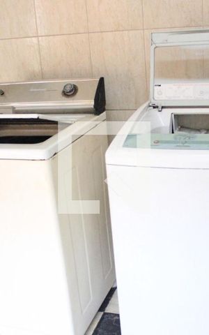 Casa à venda com 223m², 4 quartos e 3 vagasLavanderia
