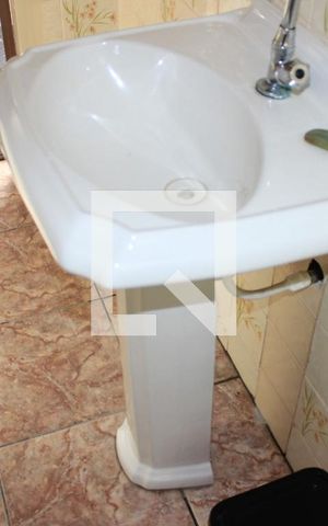 Casa à venda com 223m², 4 quartos e 3 vagasBanheiro 3