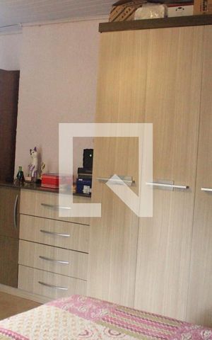 Casa à venda com 223m², 4 quartos e 3 vagasSuíte