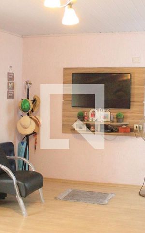 Casa à venda com 223m², 4 quartos e 3 vagasSuíte