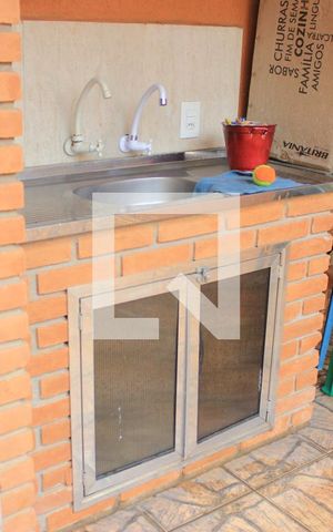 Casa à venda com 223m², 4 quartos e 3 vagasChurrasqueira/Quintal