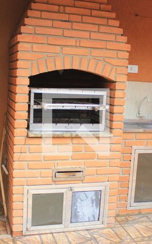 Casa à venda com 223m², 4 quartos e 3 vagasChurrasqueira/Quintal