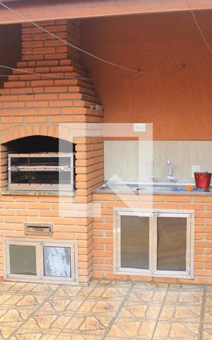 Casa à venda com 223m², 4 quartos e 3 vagasChurrasqueira/Quintal