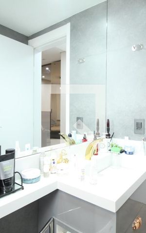 Apartamento à venda com 68m², 3 quartos e 1 vagaBanheiro da Suíte
