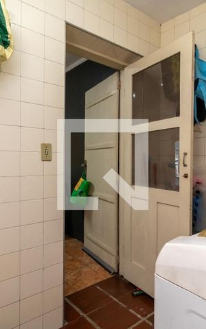 Casa à venda com 183m², 2 quartos e 2 vagasÁrea de Serviço