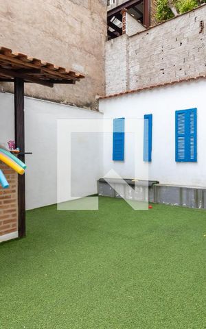 Casa à venda com 183m², 2 quartos e 2 vagasQuintal