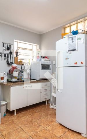 Casa à venda com 183m², 2 quartos e 2 vagasCozinha