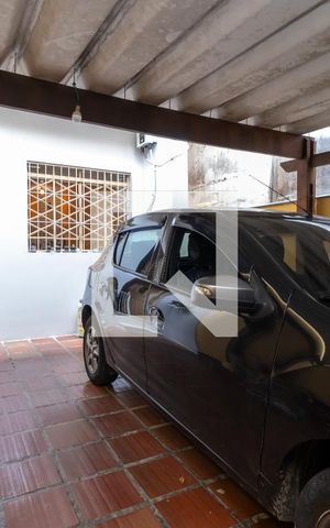 Casa à venda com 183m², 2 quartos e 2 vagasGaragem
