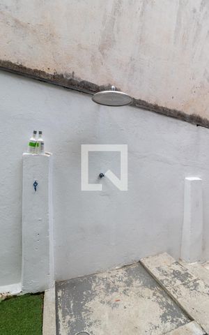 Casa à venda com 183m², 2 quartos e 2 vagasQuintal - Ducha