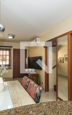 Casa à venda com 100m², 3 quartos e 1 vaga Casa à venda com 100m², 3 quartos e 1 vagaSala