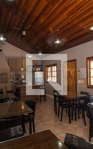 Casa à venda com 100m², 3 quartos e 1 vaga Casa à venda com 100m², 3 quartos e 1 vagaÁrea comum - Salão de festas