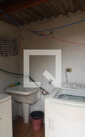 Casa para alugar com 330m², 4 quartos e 4 vagasLavanderia