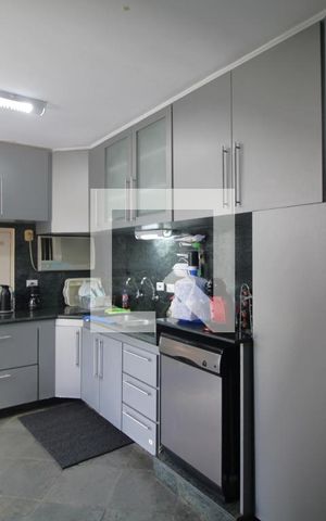 Casa para alugar com 330m², 4 quartos e 4 vagasCozinha