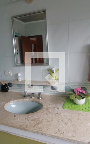 Casa para alugar com 330m², 4 quartos e 4 vagasBanheiro da suíte 3