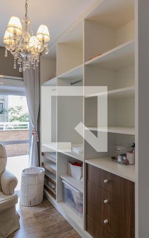 Apartamento à venda com 188m², 2 quartos e 3 vagas Apartamento à venda com 188m², 2 quartos e 3 vagasSuite