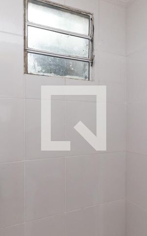 Apartamento à venda com 33m², 1 quarto e sem vagaBanheiro
