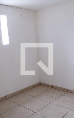 Casa para alugar com 30m², 1 quarto e sem vagaQuarto