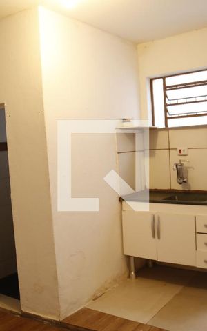 Casa para alugar com 30m², 1 quarto e sem vagaSala-Cozinha