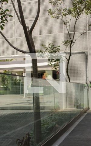 Apartamento à venda com 18m², 1 quarto e sem vaga Apartamento à venda com 18m², 1 quarto e sem vagaSaída social do Condomínio